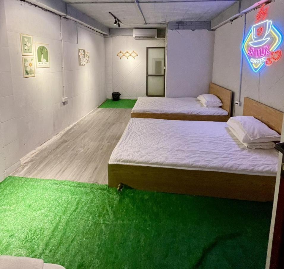 Ubuntu Homestay & Tours Hanoi Exterior photo